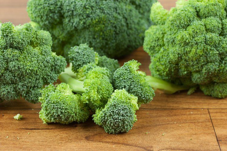 Premium Produce Organic Dried Fresh Broccoli - Medium (500g)
