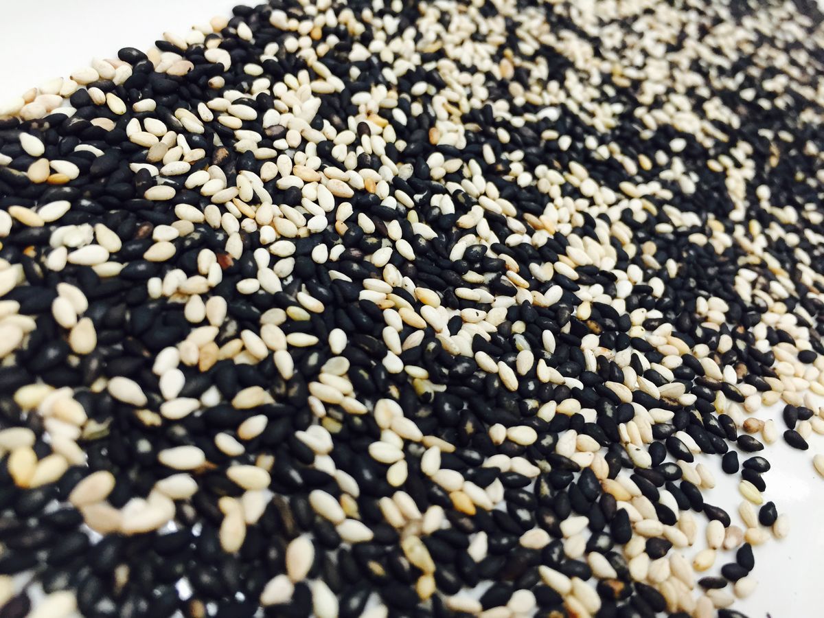 Premium Seeds Grade B Farm Fresh Raw Sesame Seeds - Small (250g)