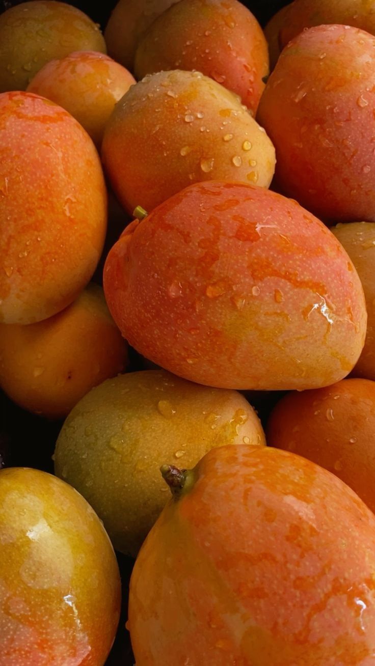 Premium Produce Grade A Premium Farm Fresh Fresh Mangoes - Medium (500g)