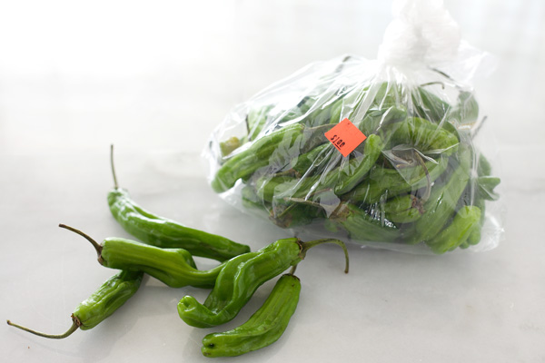 Tropical Heat Commercial Grade Fresh Green Chillies - Medium (500g) - Bundle