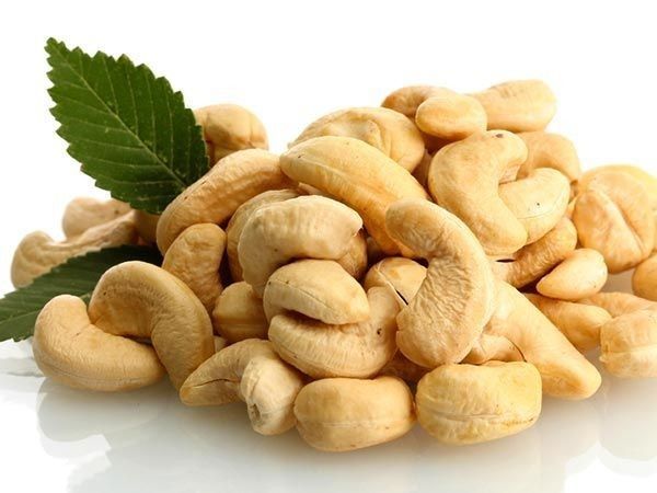 Farm Fresh Grade A Premium Premium Raw Cashew Nuts - Large (1kg)